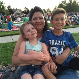 Meet your Posher, Denise