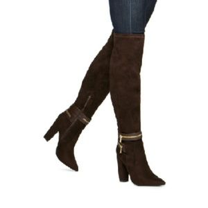📢MY ABSOLUTE LOWEST📢 NWOB Knee High Boots 😏💕