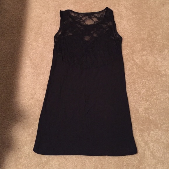 Sexy Mini Bodycon party dress with lace detail - Picture 3 of 4