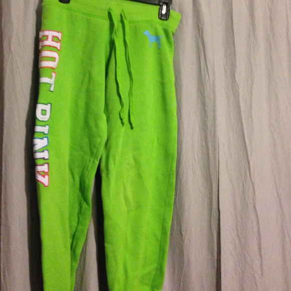 VS cropped pants