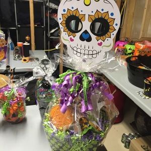 Meet your Posher, Leslie