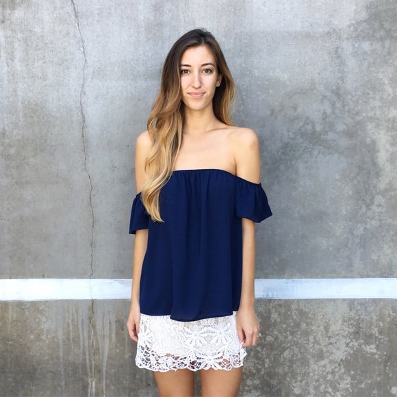 off the shoulder blouse - Picture 4 of 4