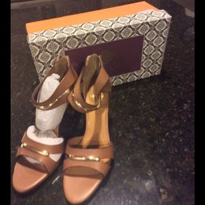 Idols Denisha Whiskey Tan Shoes