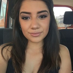 Meet your Posher, Karla