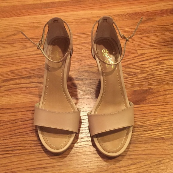 Seychelles nude wedges