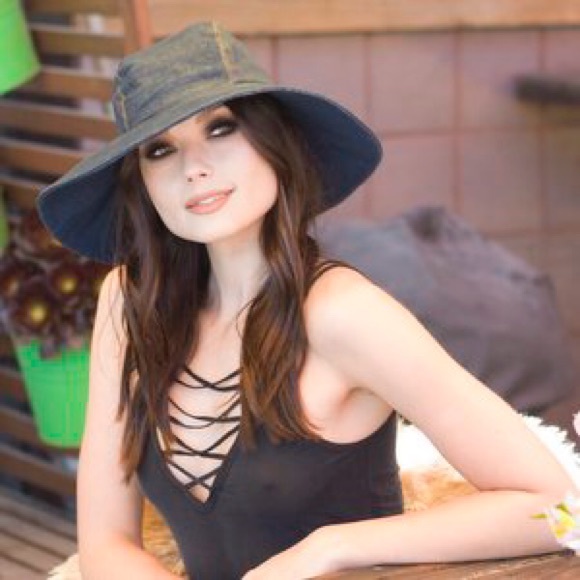 Denim floppy hat