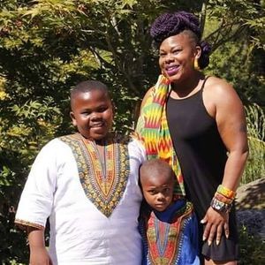 Meet your Posher, Christara