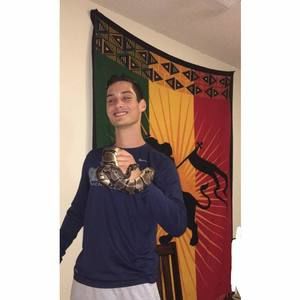 Meet your Posher, Alex