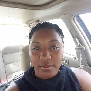 Meet your Posher, Aisha