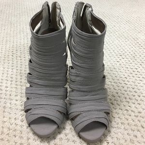 BCBG generation heels brand new!