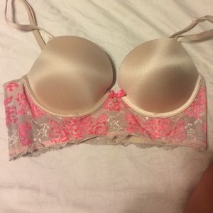 34 c Victoria secret bra