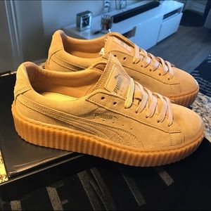 ❌SOLD ❌fenty x Rihanna - Puma creeper in oatmeal