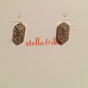 New Stella and dot stud earrings