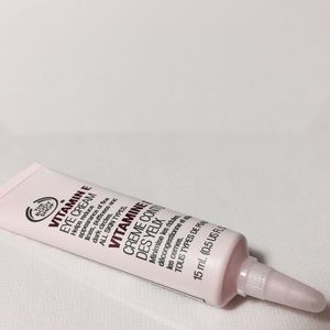 The Body Shop Vitamin E eye cream