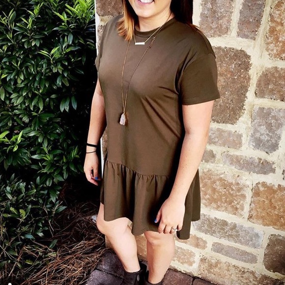 Very J Drop-waist ruffle olive dress L