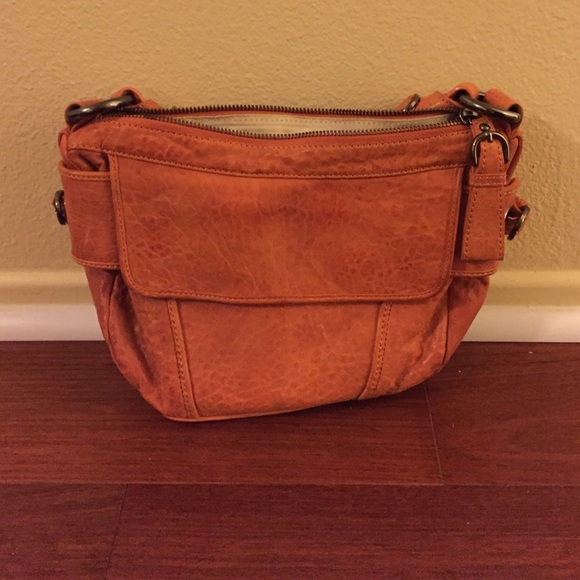 Kenneth Cole small shoulder purse