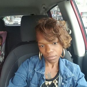 Meet your Posher, Tanisha