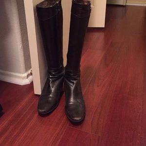 Cole Haan size 7.5 soft leather boots
