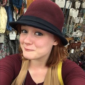 Meet your Posher, Alisha