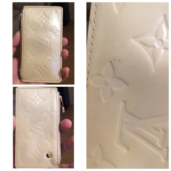 AUTHENTIC LOUIS VUITTON VERNIS  KEY CLES