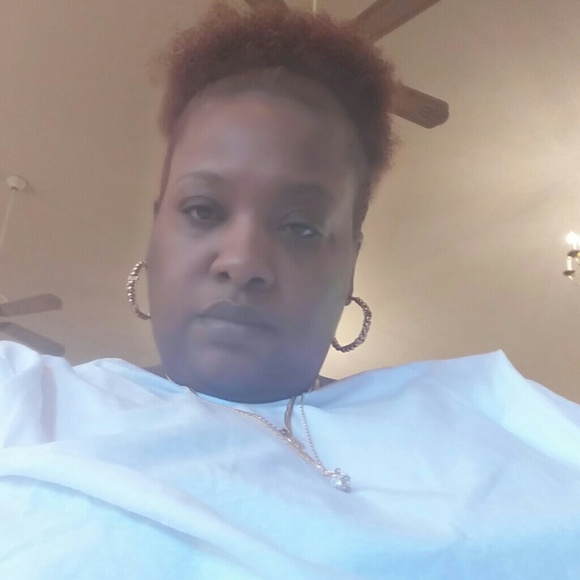 Meet your Posher, Barbara - Picture 2 of 4