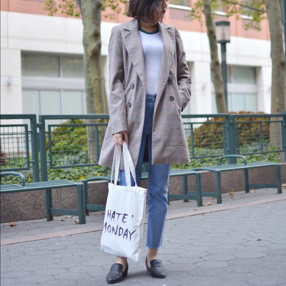 MOVING SALE (to 2/5) I hate Monday tote canvas bag - Picture 7 of 8