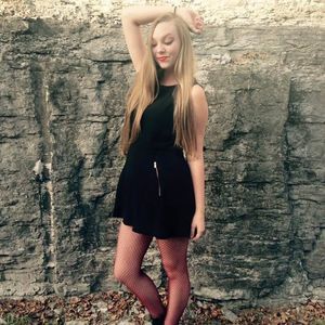 Meet your Posher, Victoria