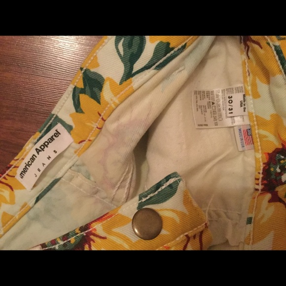 Short - Picture 2 of 3