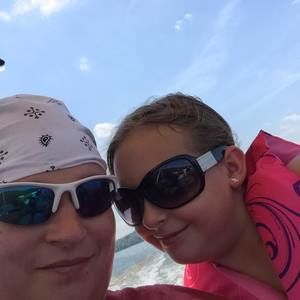 Meet your Posher, Stephanie