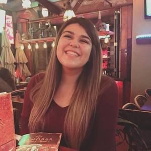 Meet your Posher, Gaby