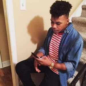 Meet your Posher, Wayne