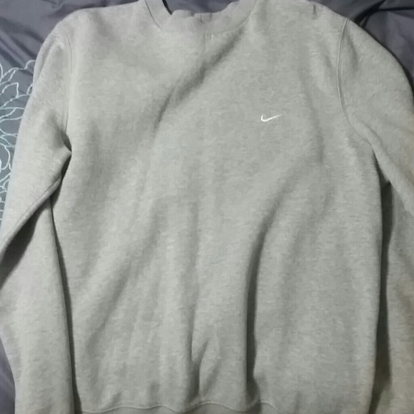 Nike sweat shirt