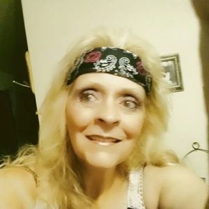 Meet your Posher, Kelli