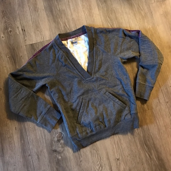 Champion Tops - Champion Sweatshirt