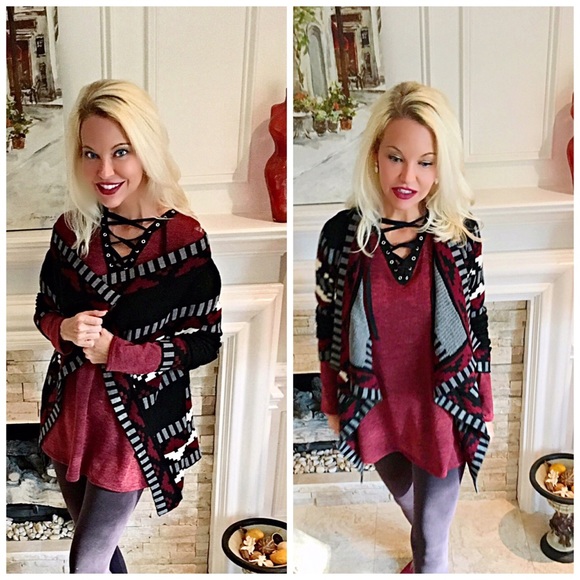 Rich color Geo Print open cardigan! LAST ONE - Picture 2 of 4