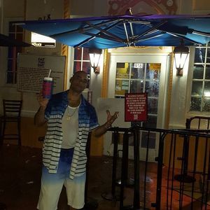 Meet your Posher, Christopher