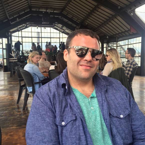 Meet your Posher, Christopher