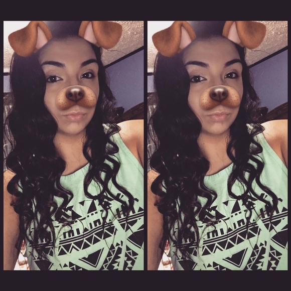 Meet your Posher, Selena