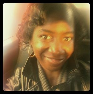 Meet your Posher, Toni