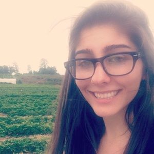 Meet your Posher, Rebecca