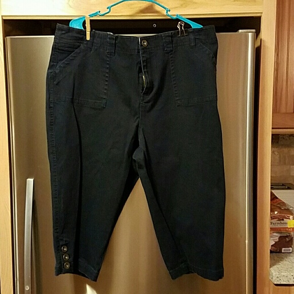 Cj Banks capris