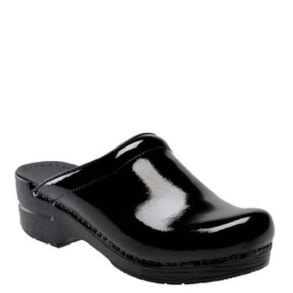 Black open back danskos
