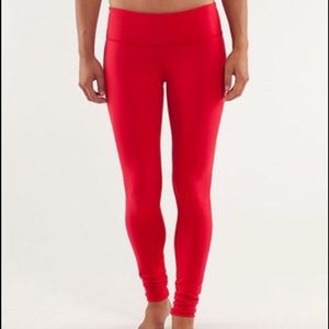 red lululemon wunder under leggings!