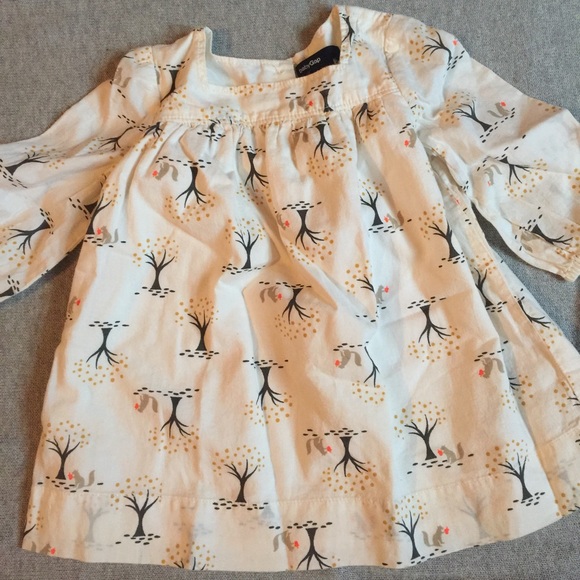 Baby gap dress
