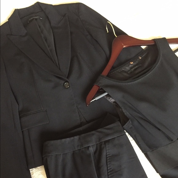 3 piece Elie Tahari suit black, P0