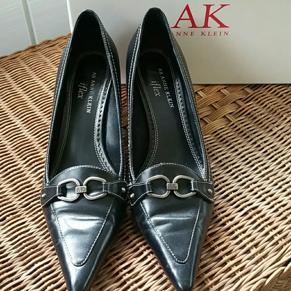 Anne Klein Malynsey Heels - Picture 2 of 4