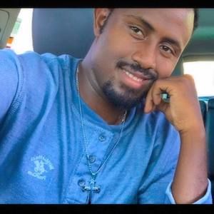 Meet your Posher, Aschalew