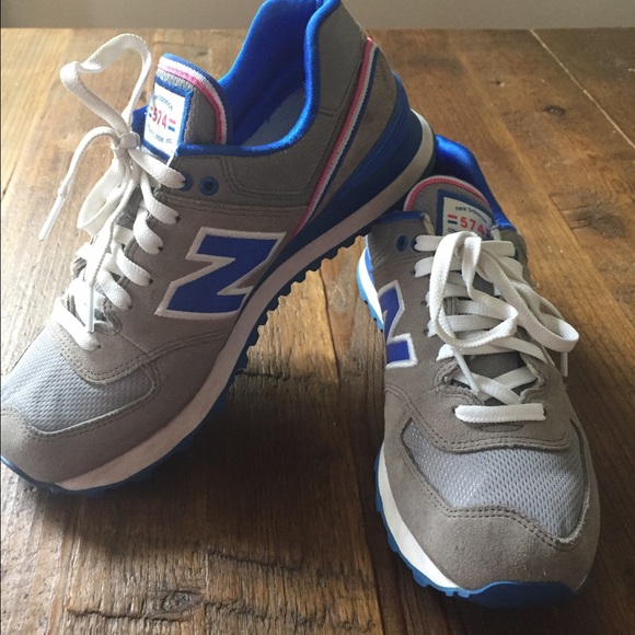 NB Women Sneakers