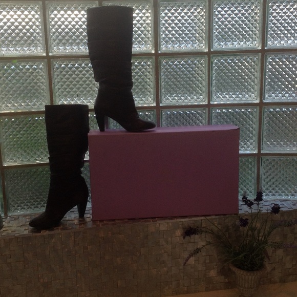 Very Sexy Botkier Slouch Boots - Picture 1 of 4