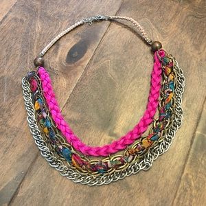 Gorgeous statement necklace